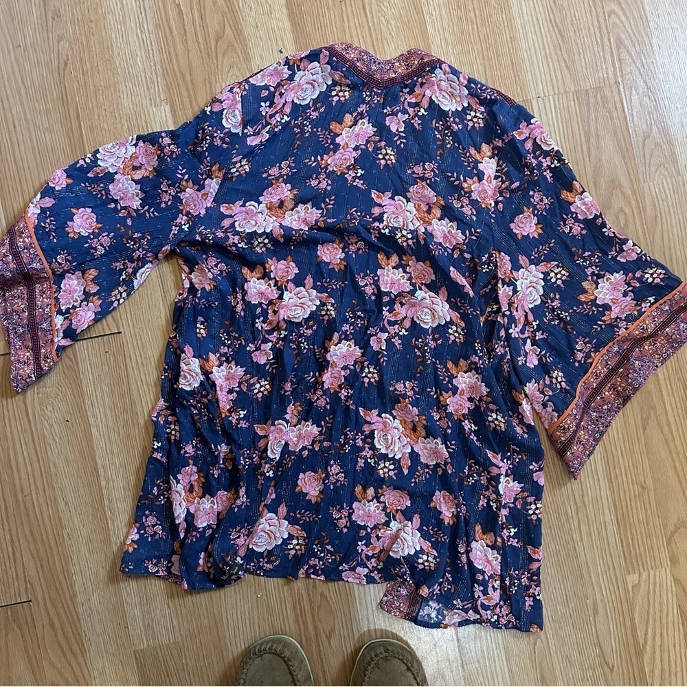 Matilda Jane m/l open front quarter length sleeves floral cardigan gold thread - Picture 7 of 7